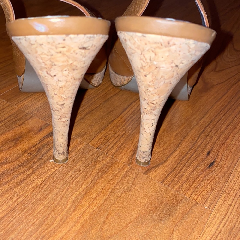Heels - Picture 5 of 6